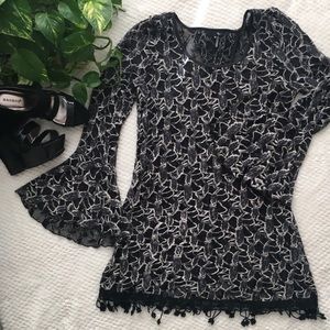 Velvet bell sleeve dress✨